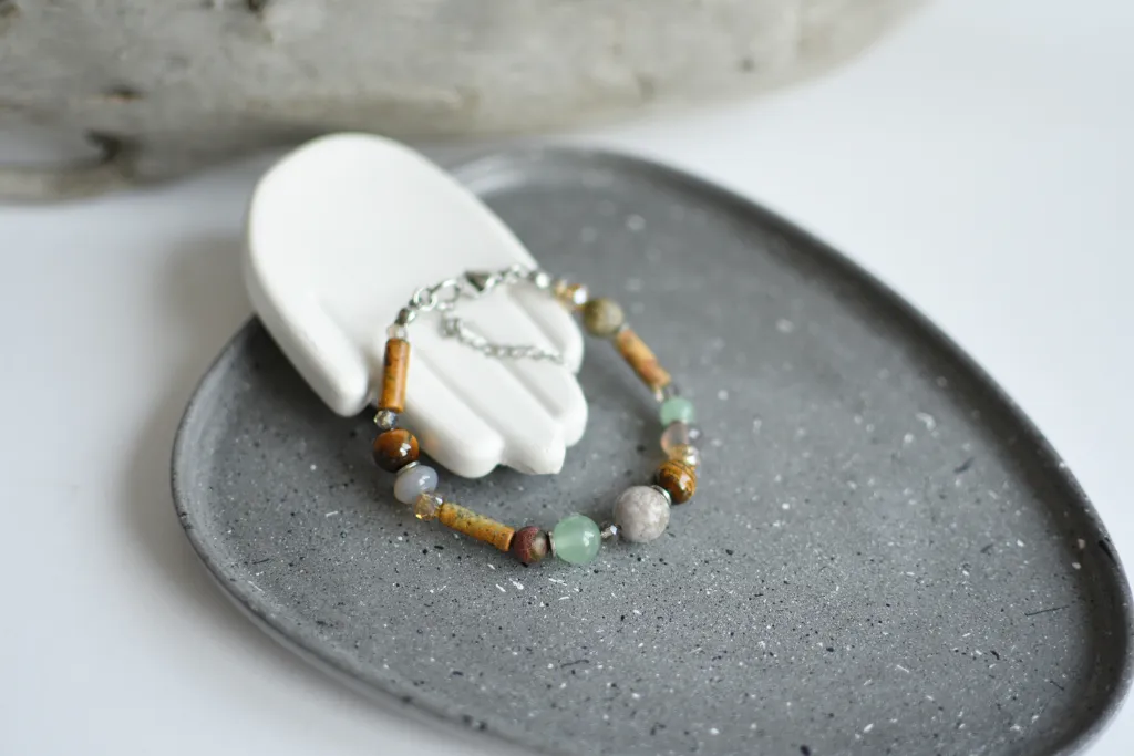 Браслет с натуральными камнями