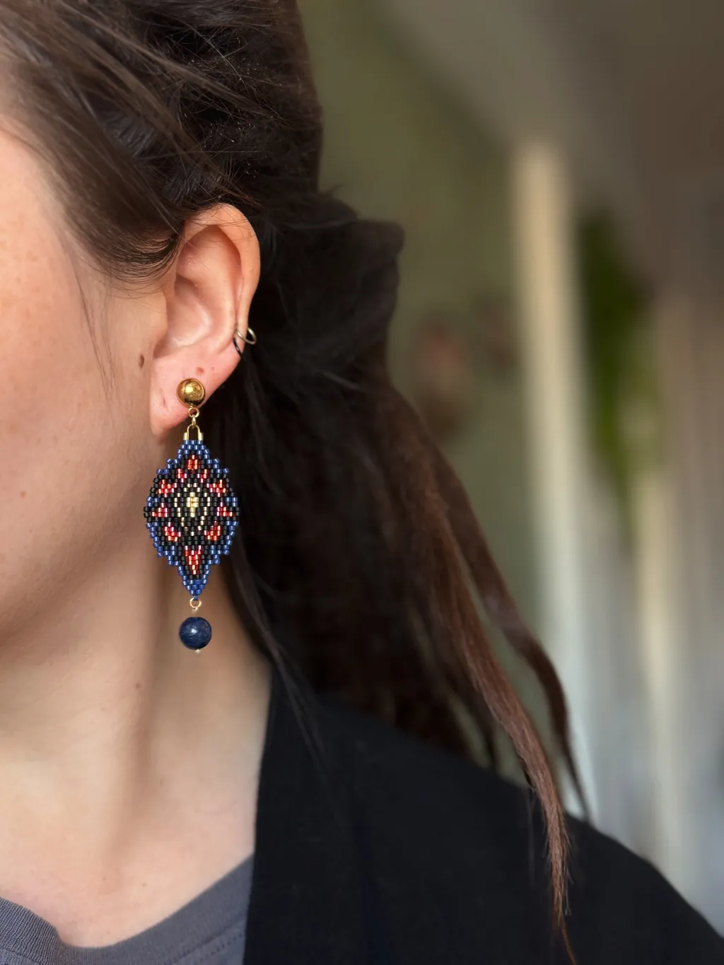 Серьги "Дивный цветок" из бисера с лазуритом