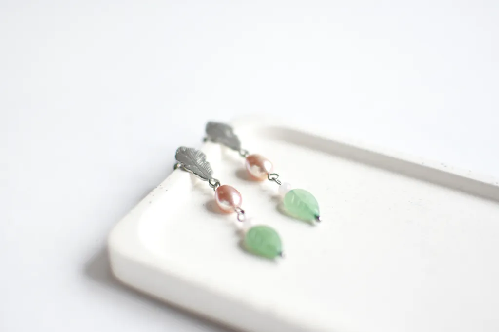 Серьги с розовым жемчугом