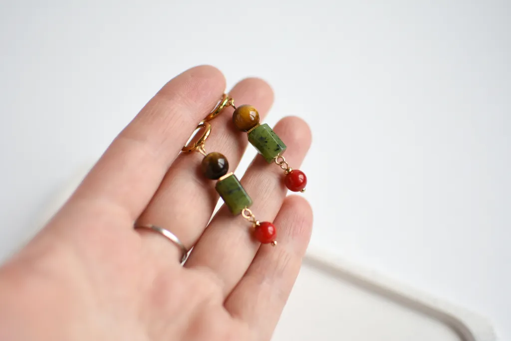 Серьги с серпентином и тигровым глазом