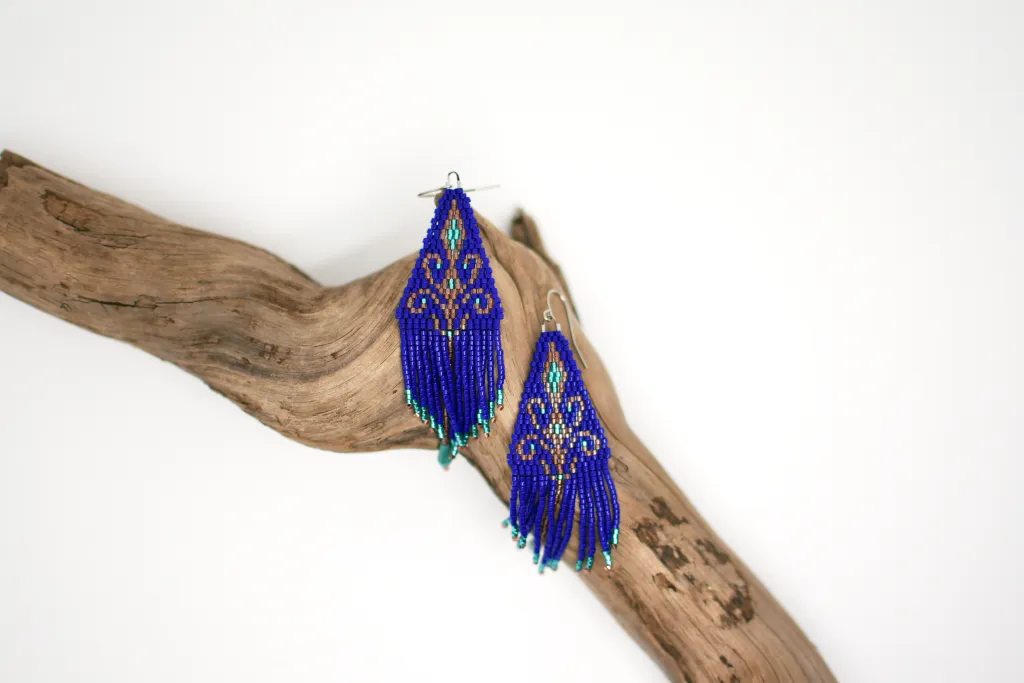 Синие серьги из бисера "Бирюзовый огонёк"