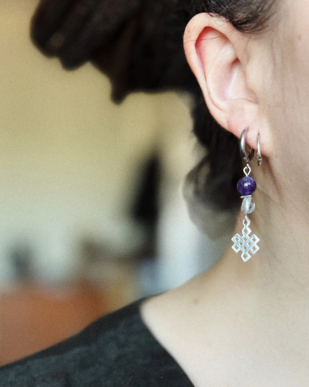 Серьги с аметистом и хрусталем "Улзы"