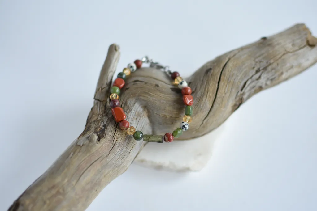 Браслет с яшмой и серпентином