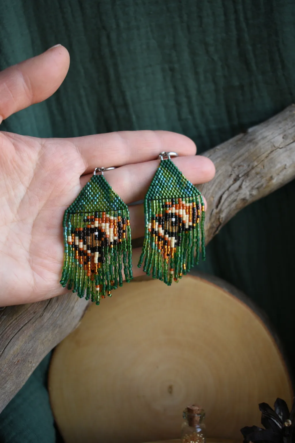 Серьги "Джунгли" из бисера