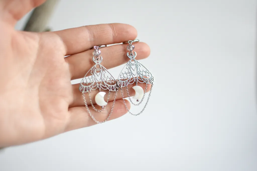 Серьги с мотыльками