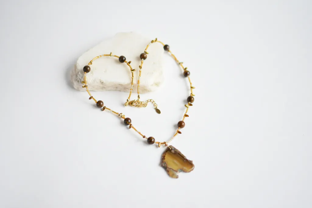 Кулон с агатом и тигровым глазом