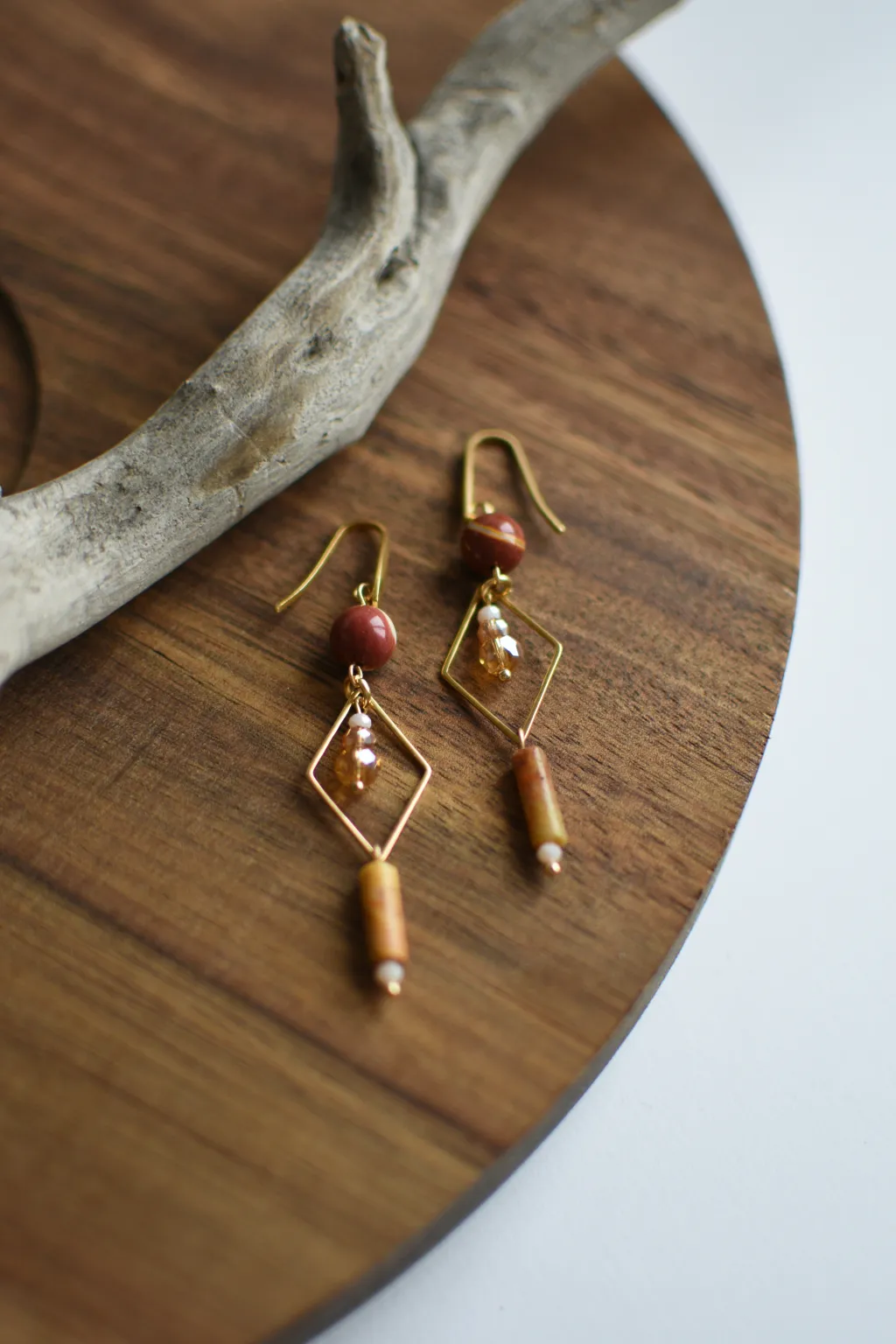 Серьги ромбы с мукаитом и агатом