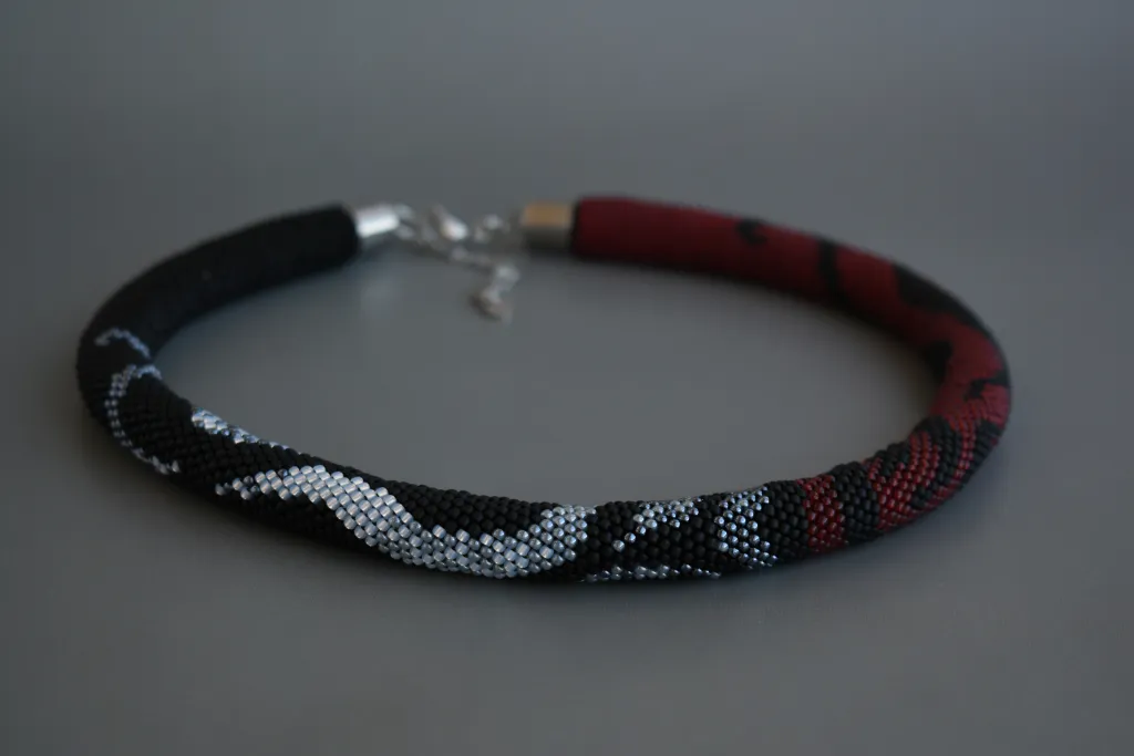 Колье-жгут "Вихри"