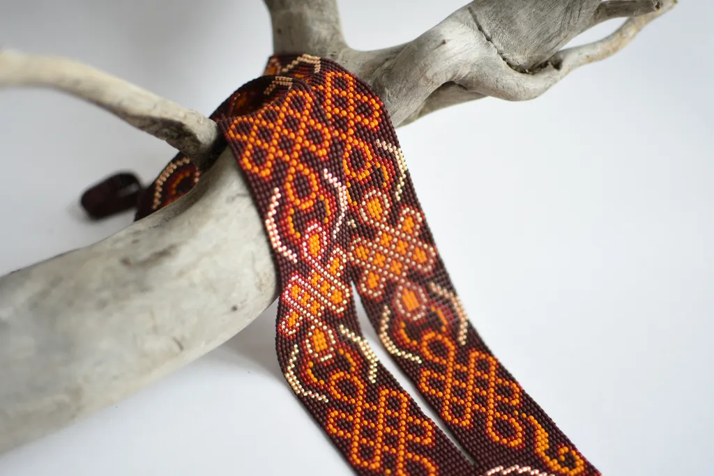 Гердан с восточным орнаментом