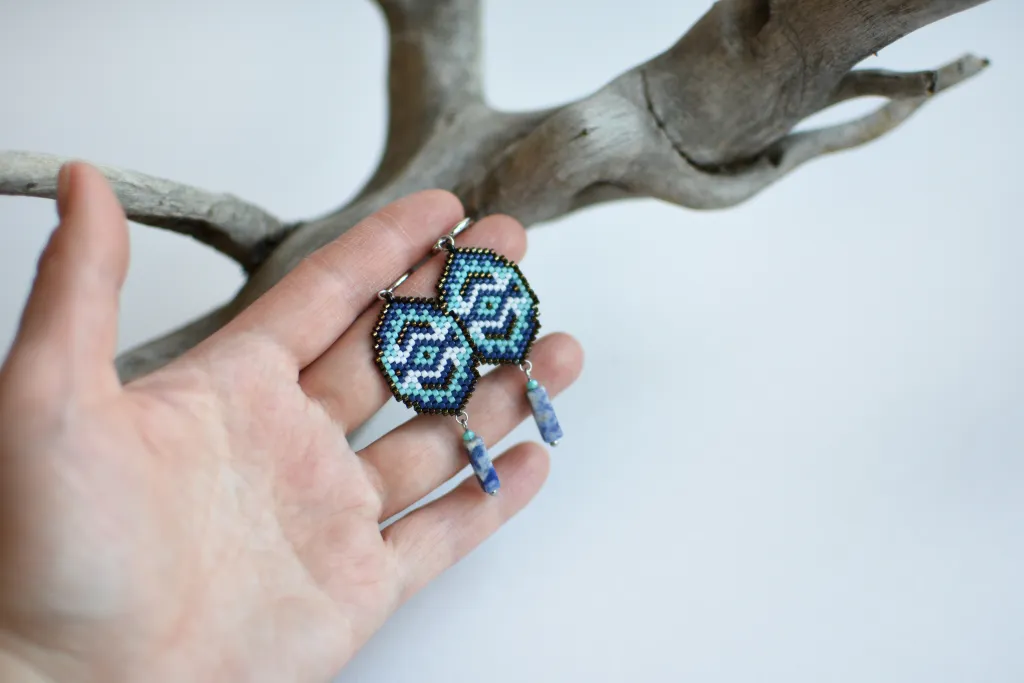 Серьги бирюзовые с содалитом