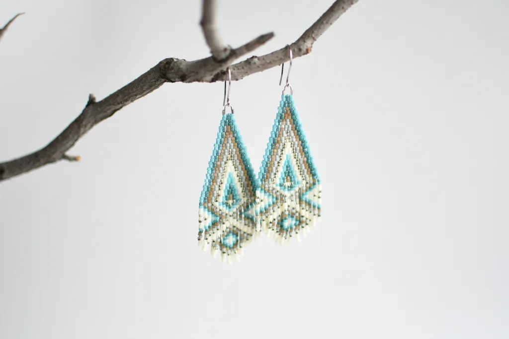 Бохо cерьги из бисера