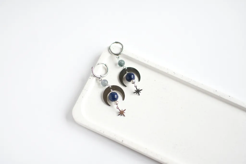 Серьги лунницы с лазуритом