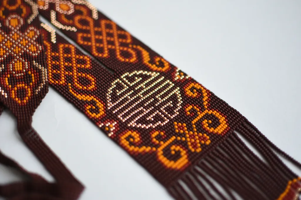 Гердан с восточным орнаментом