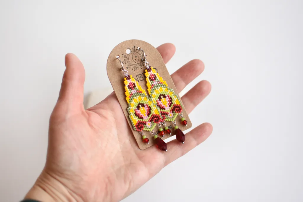 Серьги из бисера "Летний сад"