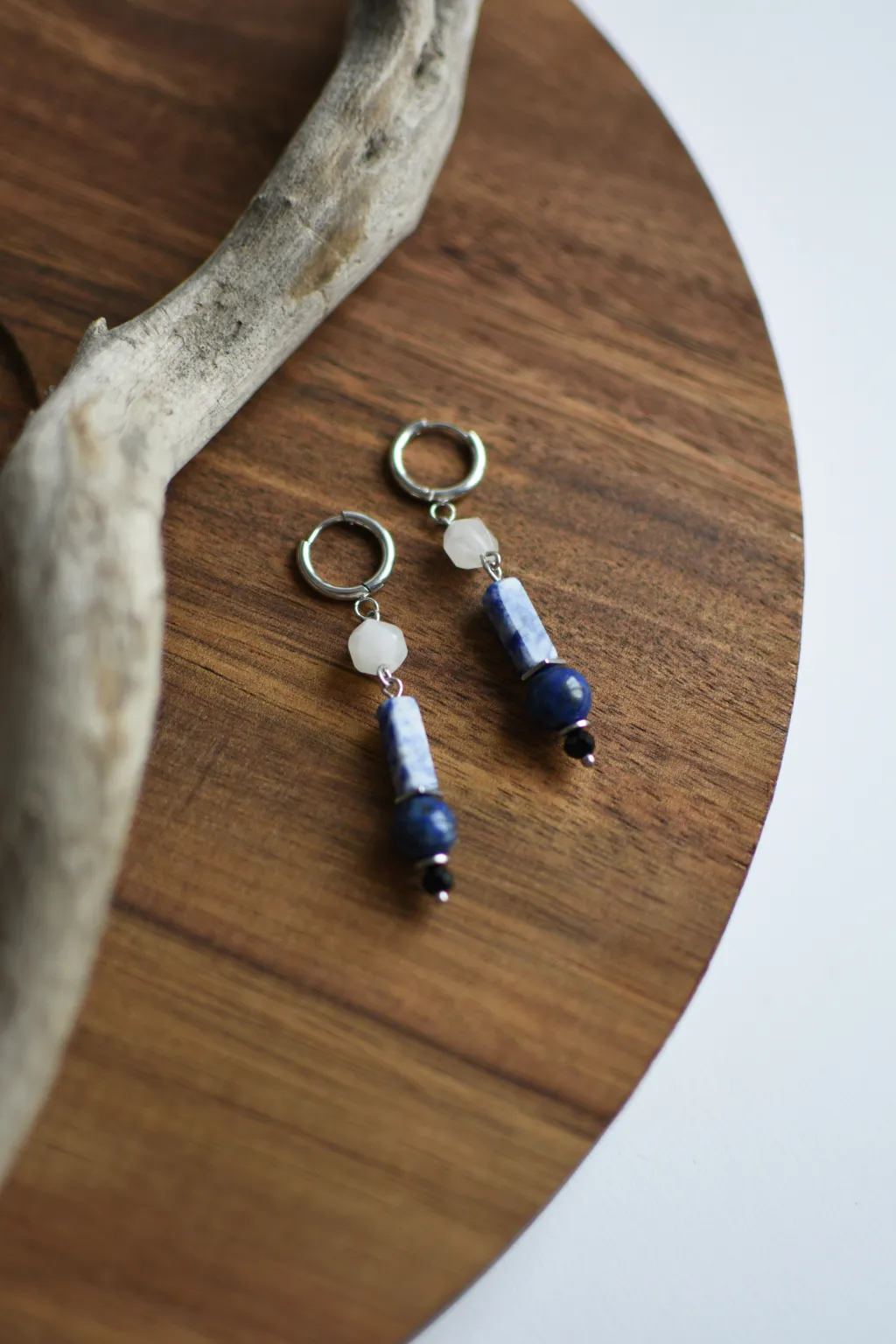 Синие серьги с натуральными камнями