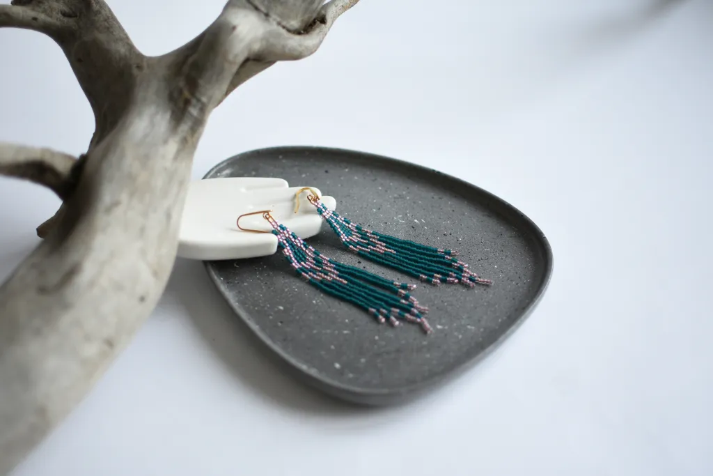 Сине-зелёные серьги из бисера