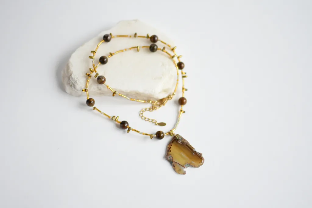 Кулон с агатом и тигровым глазом