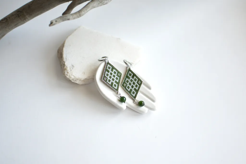 Серьги "Улзы" зелёные с нефритом