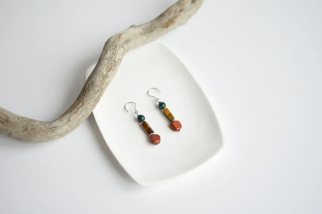 Серьги с тигровы глазом и яшмой