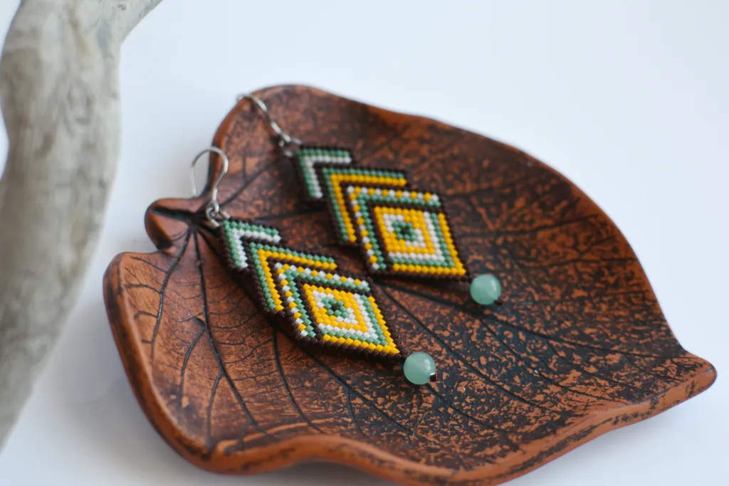 Бохо серьги из бисера с авантюрином