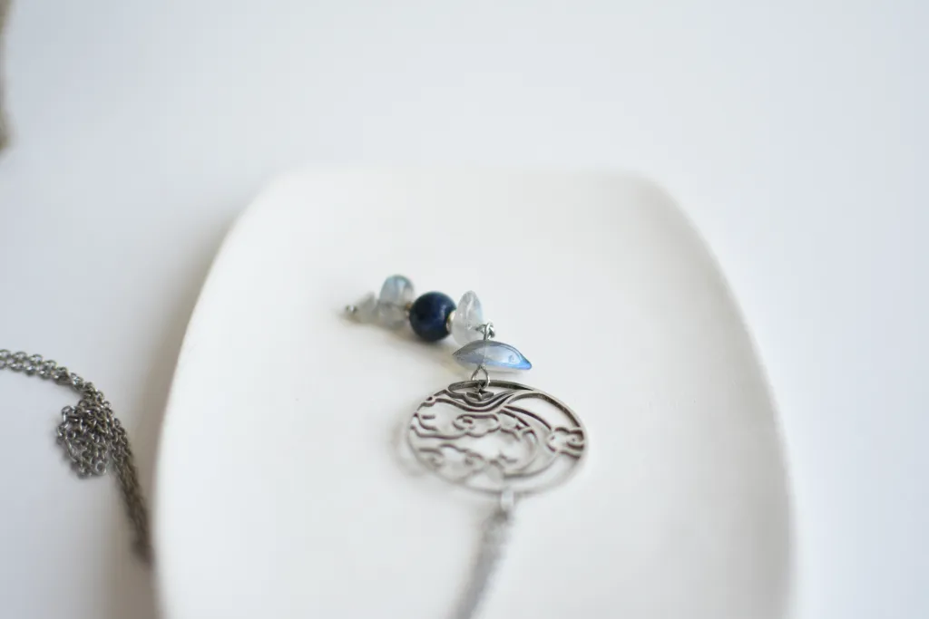 Кулон с лазуритом и лабрадором "Ночное небо"