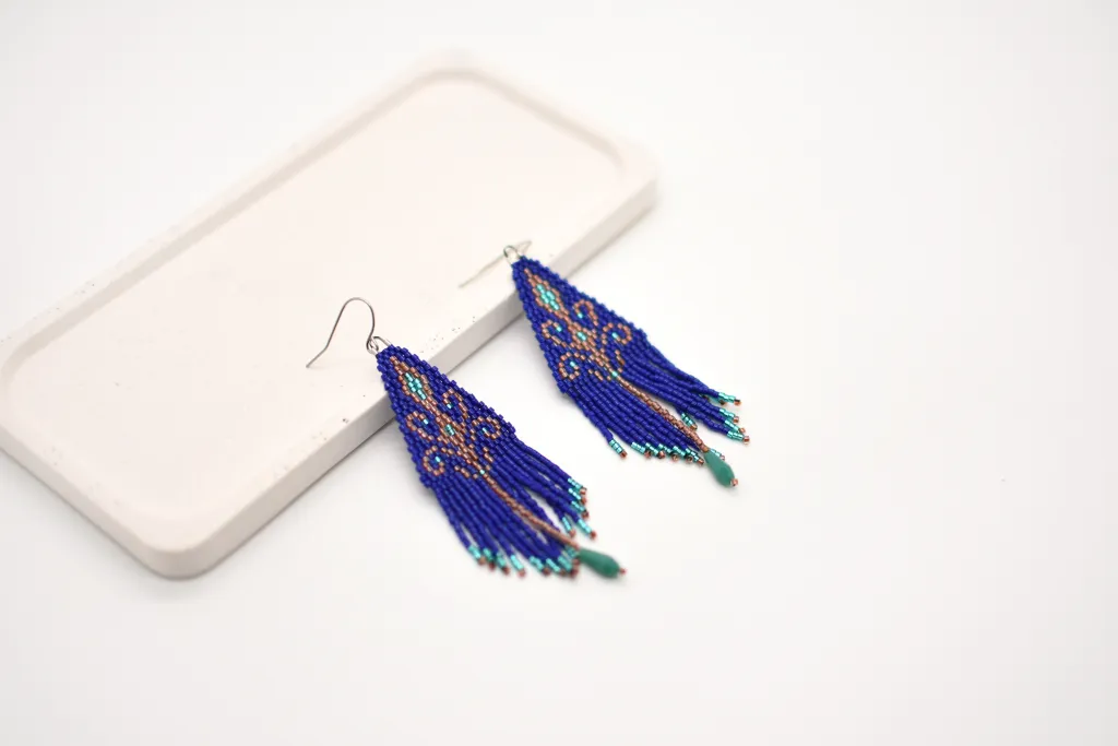 Синие серьги из бисера "Бирюзовый огонёк"