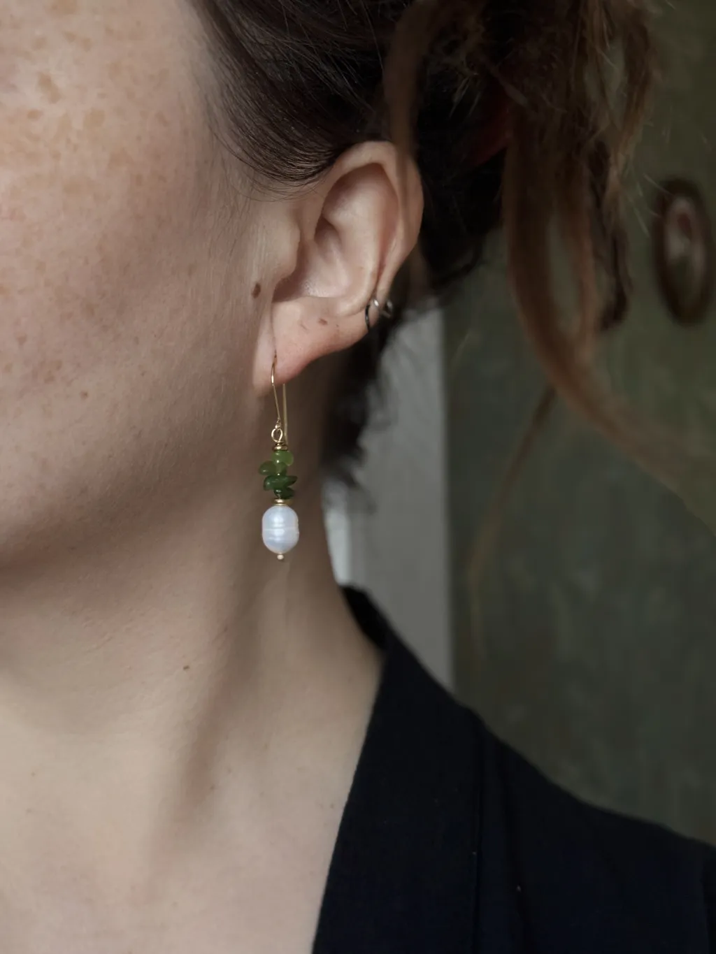 Серьги с нефритом и жемчугом