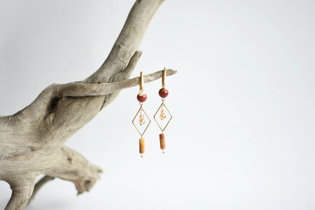 Серьги ромбы с мукаитом и агатом