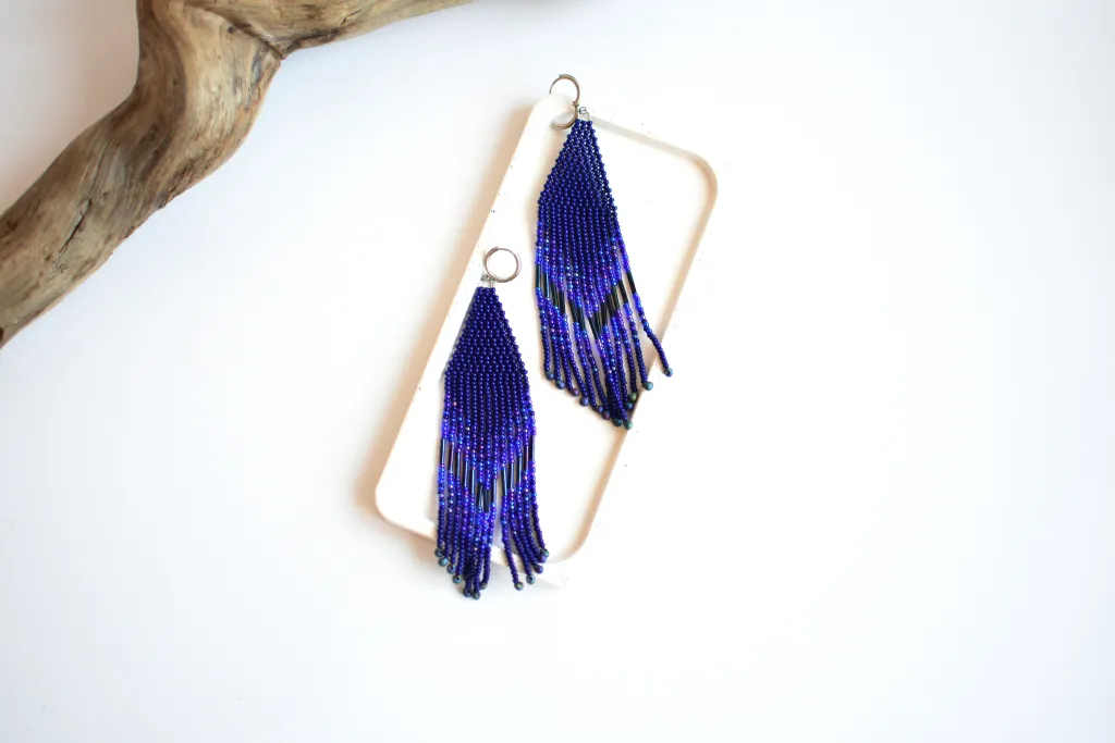 Длинные синие бохо серьги из бисера