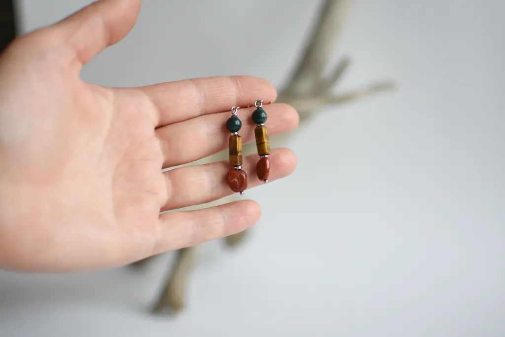 Серьги с тигровы глазом и яшмой