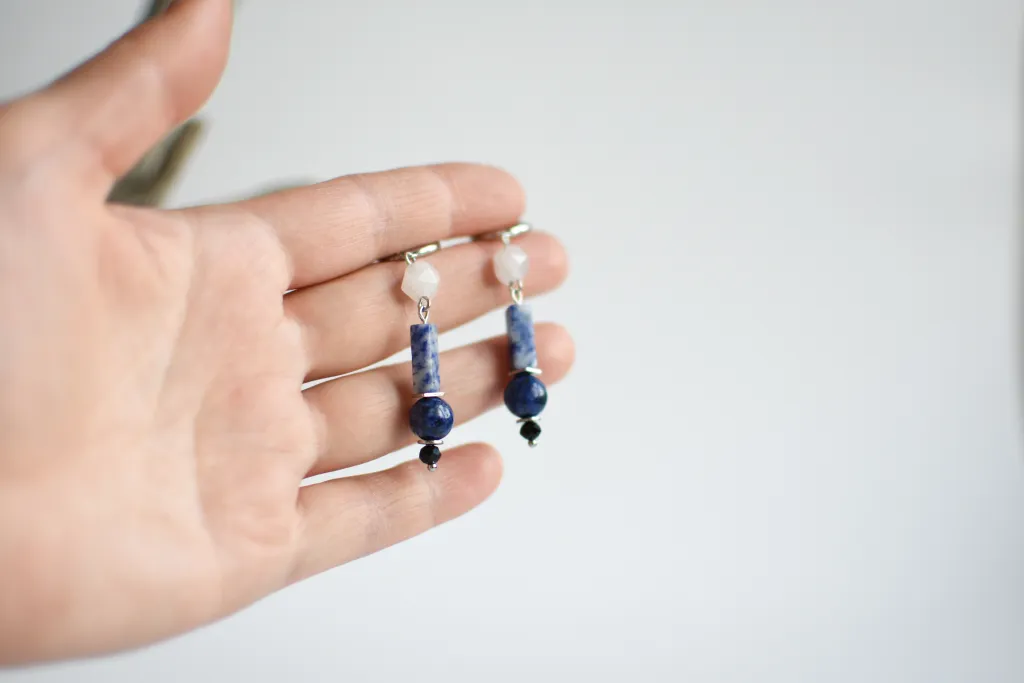 Синие серьги с натуральными камнями