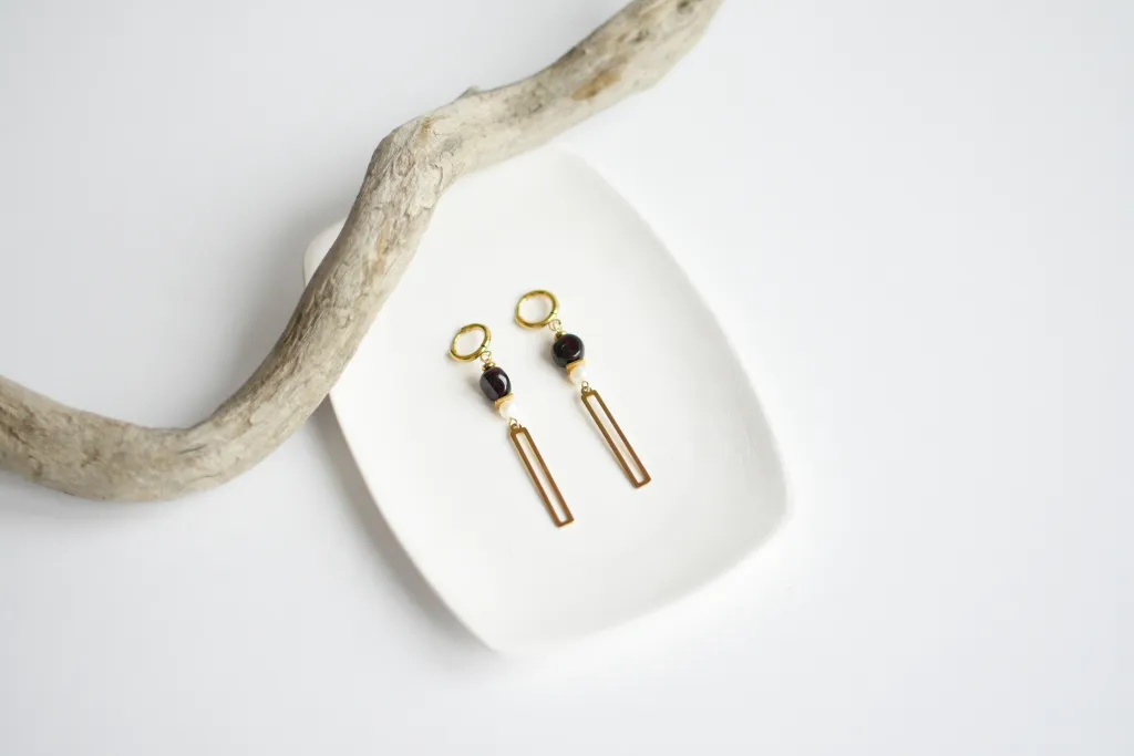 Серьги с гранатом и жемчугом