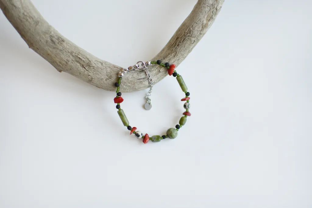 Браслет с серпентином